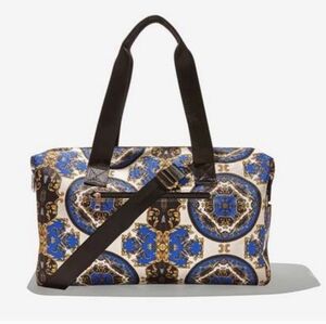 Alice + Olivia Duffle bag nwt